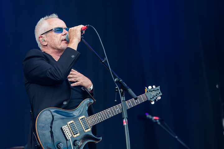 Nik Kershaw @ Nostalgie Beach Festival, picture 8, photographed by Marc Verdonck - FrontView Magazine