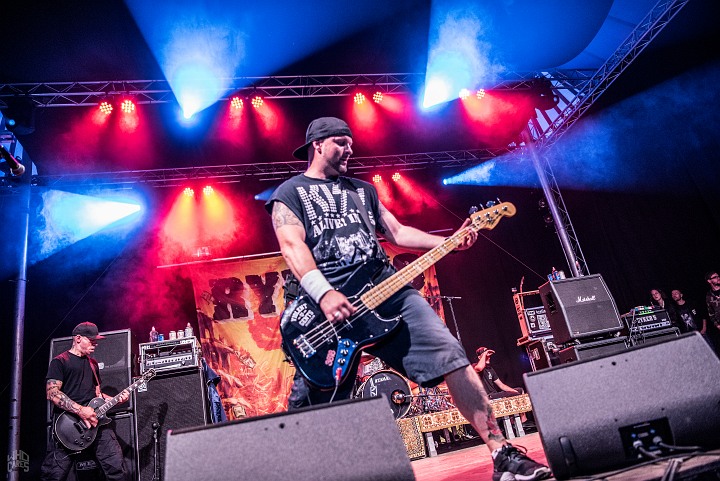 Ryker's @ Ieper Hardcore Fest, picture 4, photographed by Luc Luyten - FrontView Magazine