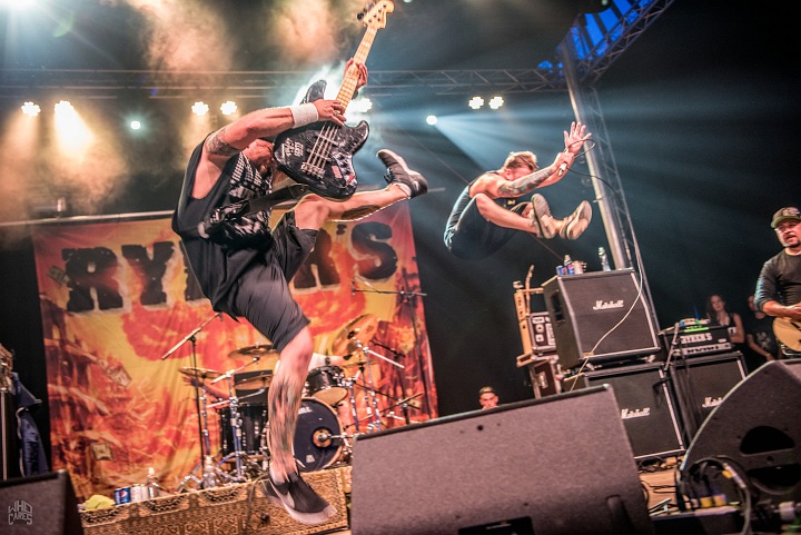 Ryker's @ Ieper Hardcore Fest, picture 9, photographed by Luc Luyten - FrontView Magazine
