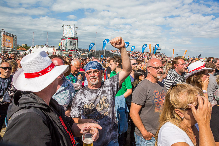 Sfeer @ Nostalgie Beach Festival, picture 25, photographed by Marc Verdonck - FrontView Magazine