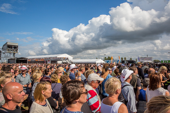 Sfeer @ Nostalgie Beach Festival, picture 26, photographed by Marc Verdonck - FrontView Magazine