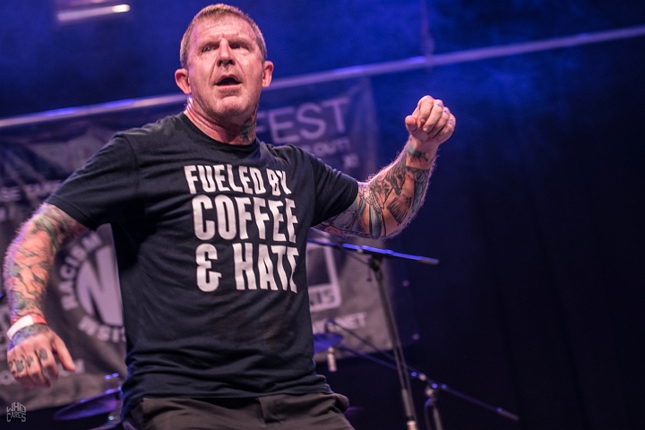 Slapshot @ Ieper Hardcore Fest, picture 6, photographed by Luc Luyten - FrontView Magazine