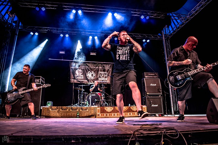 Slapshot @ Ieper Hardcore Fest, picture 26, photographed by Luc Luyten - FrontView Magazine