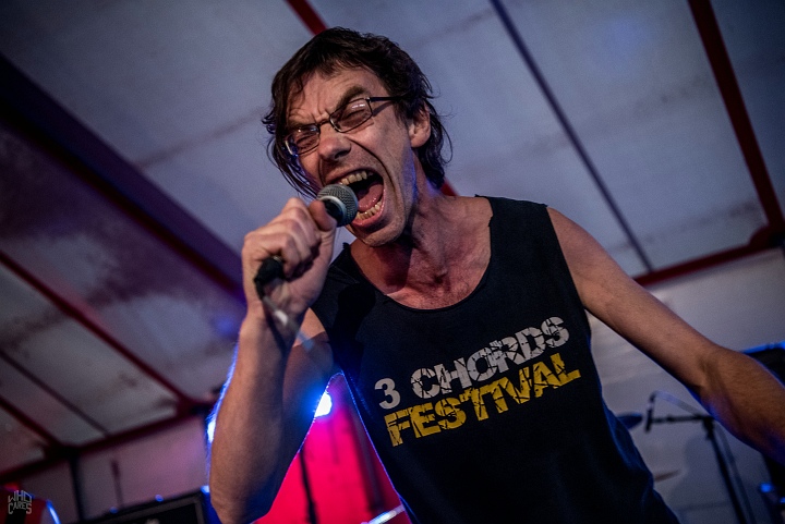 Subhumans @ Ieper Hardcore Fest, picture 9, photographed by Luc Luyten - FrontView Magazine