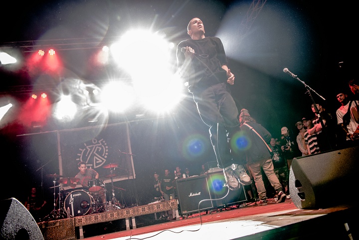 Turnstile @ Ieper Hardcore Fest, picture 4, photographed by Luc Luyten - FrontView Magazine