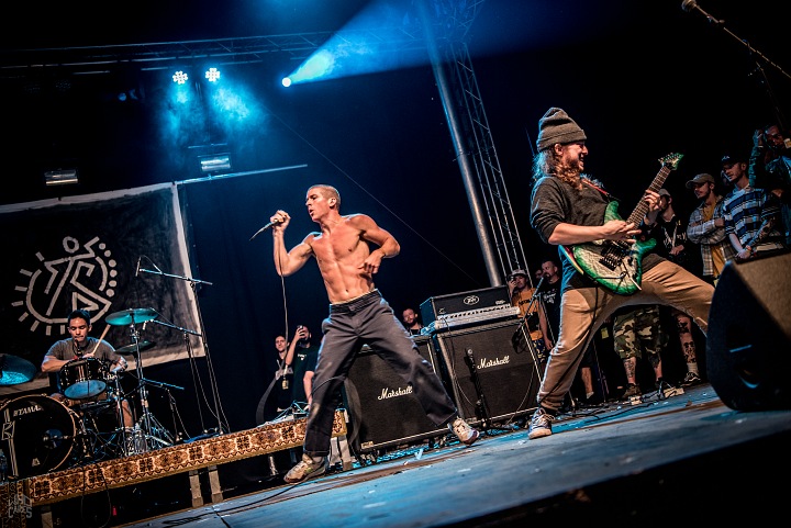 Turnstile @ Ieper Hardcore Fest, picture 8, photographed by Luc Luyten - FrontView Magazine