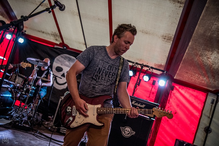Unsure @ Ieper Hardcore Fest, picture 3, photographed by Luc Luyten - FrontView Magazine