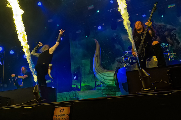 Amon Amarth @ Alcatraz 2017, picture 14, photographed by Edwin Houdevelt - FrontView Magazine