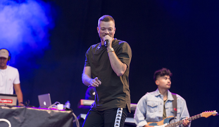 Gers Pardoel @ Marktrock Aalst, picture 4, photographed by dirk janssens - FrontView Magazine