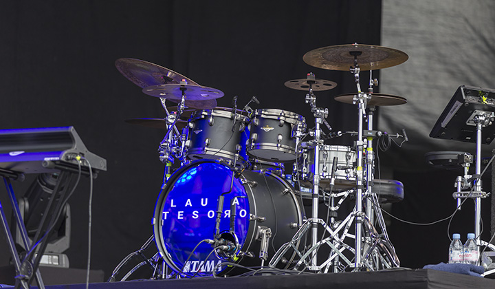 Laura Tesoro @ Marktrock Aalst, picture 1, photographed by dirk janssens - FrontView Magazine