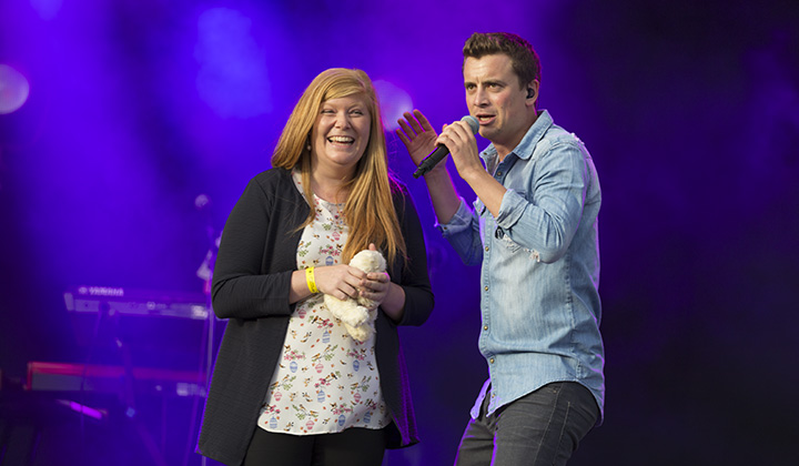 Niels Destadsbader @ Marktrock Aalst, picture 4, photographed by dirk janssens - FrontView Magazine
