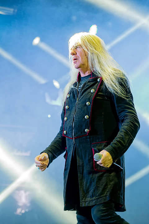 Saxon @ Alcatraz 2017, picture 4, photographed by Edwin Houdevelt - FrontView Magazine