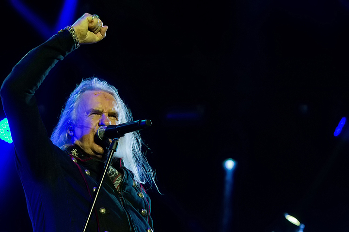 Saxon @ Alcatraz 2017, picture 18, photographed by Edwin Houdevelt - FrontView Magazine