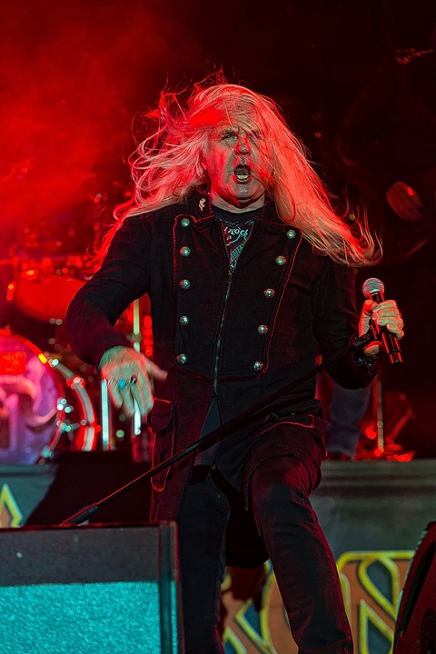 Saxon @ Alcatraz 2017, picture 21, photographed by Edwin Houdevelt - FrontView Magazine