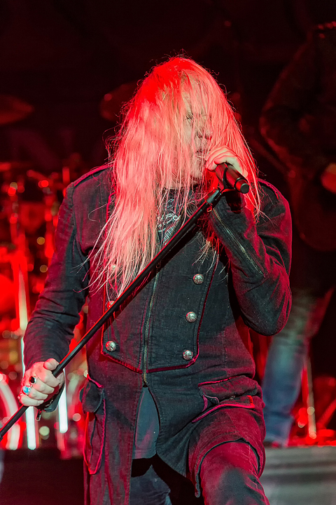 Saxon @ Alcatraz 2017, picture 23, photographed by Edwin Houdevelt - FrontView Magazine