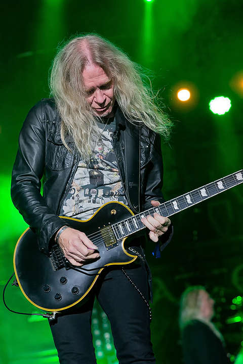 Saxon @ Alcatraz 2017, picture 28, photographed by Edwin Houdevelt - FrontView Magazine