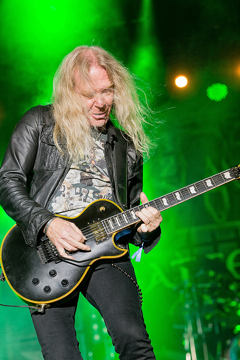 Saxon @ Alcatraz 2017, picture 29, photographed by Edwin Houdevelt - FrontView Magazine