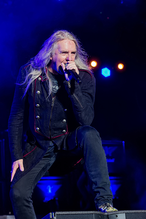 Saxon @ Alcatraz 2017, picture 31, photographed by Edwin Houdevelt - FrontView Magazine