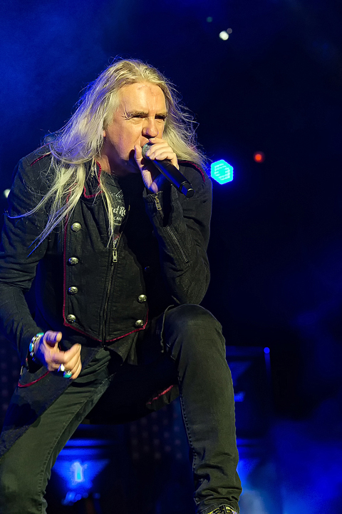 Saxon @ Alcatraz 2017, picture 32, photographed by Edwin Houdevelt - FrontView Magazine