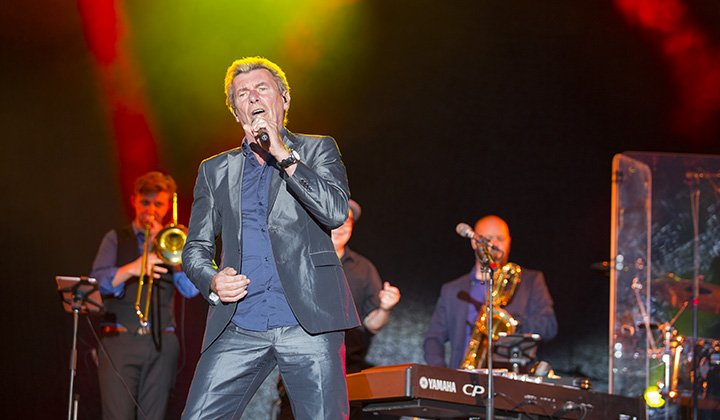 Soulsister @ Marktrock Aalst, picture 7, photographed by dirk janssens - FrontView Magazine