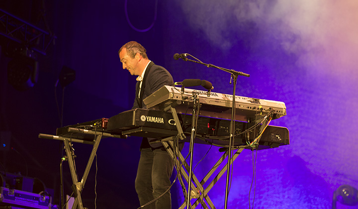 The Magical Flying Thunderbirds'' @ Marktrock Aalst, picture 7, photographed by dirk janssens - FrontView Magazine