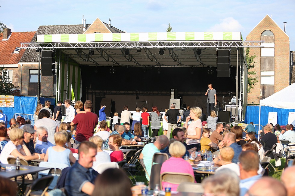 Parkfeesten Herenthout 2017 Parkfeesten Herenthout 2017, picture 1, photographed by Martin Lieckens - FrontView Magazine