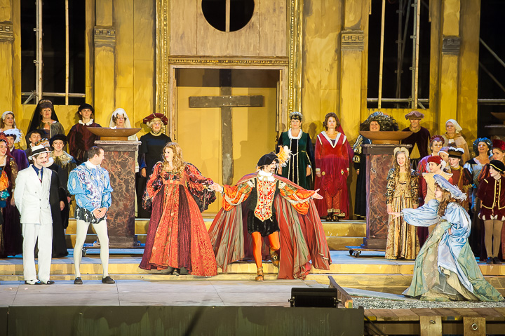 Première Kiss me Kate @ Donkmeer, picture 24, photographed by Goele Bormans - FrontView Magazine