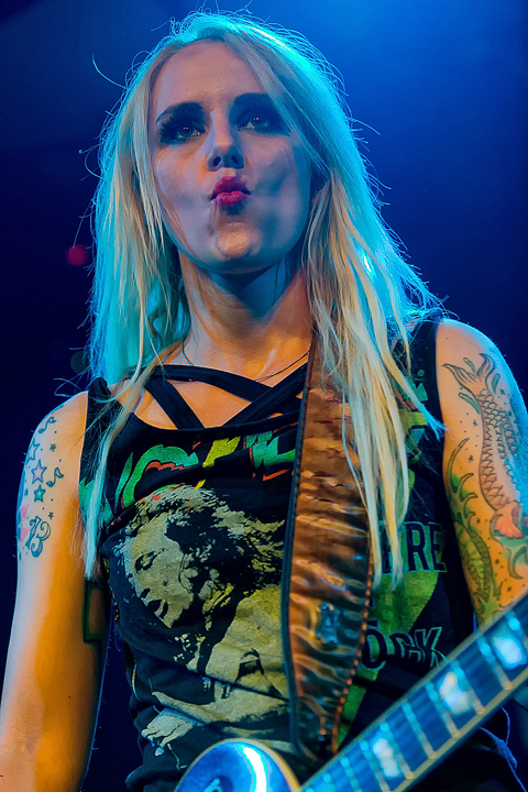 back'n black @ Razernij 2017, picture 20, photographed by FrontView Magazine