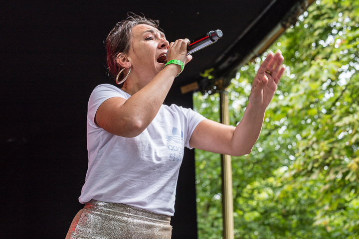 Slongs Dievanongs @ Boterhammen in het Park (dag 1), foto 12, foto's door Patric Wijns - FrontView Magazine