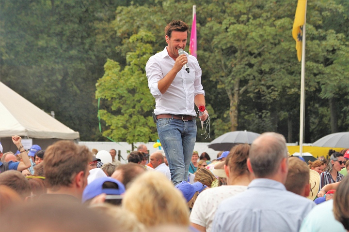De Romeo's @ Buitenbeenpop 2017, picture 10, photographed by Heidi Elen - FrontView Magazine