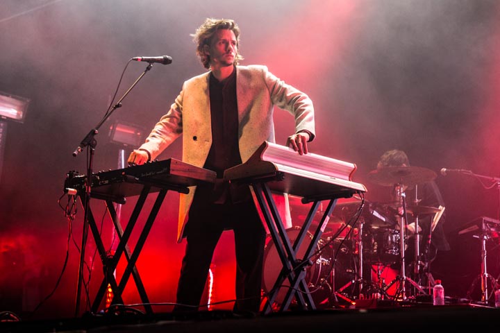 Bazart (Live stage) @ Laundry Day, picture 12, photographed by Dieter  Boone - FrontView Magazine