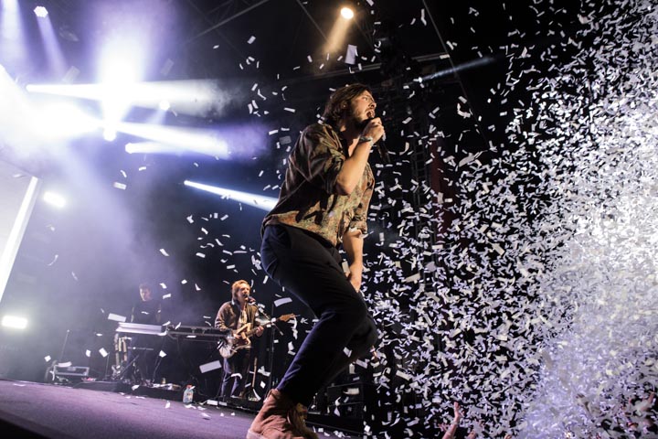Bazart (Live stage) @ Laundry Day, picture 23, photographed by Dieter  Boone - FrontView Magazine
