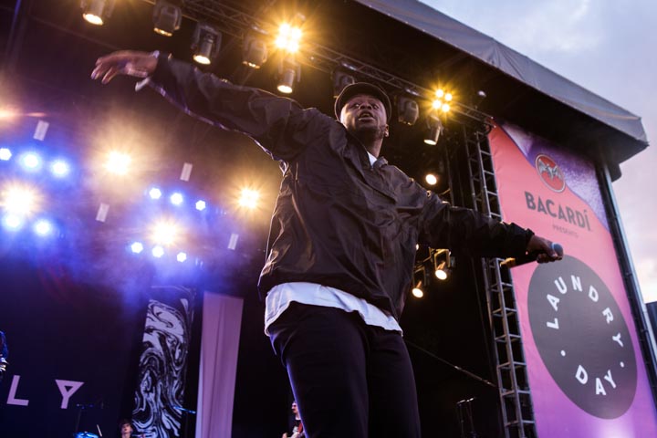 Coely (Live Stage) @ Laundry Day, picture 12, photographed by Dieter  Boone - FrontView Magazine
