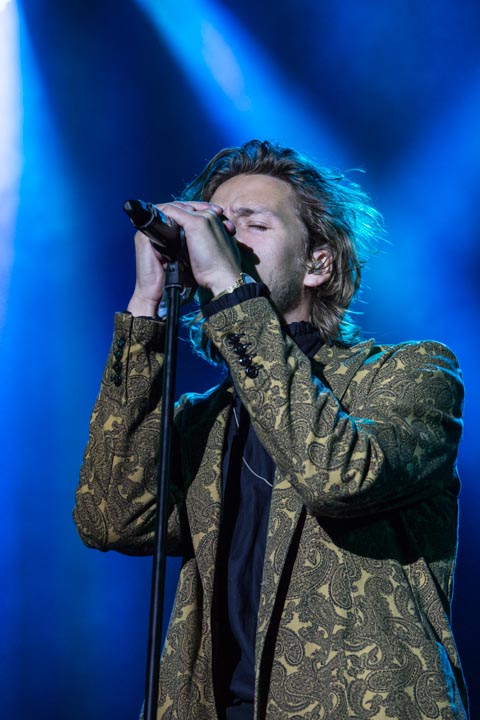 Warhola (Live stage) @ Laundry Day, picture 1, photographed by Dieter  Boone - FrontView Magazine
