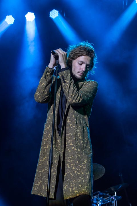 Warhola (Live stage) @ Laundry Day, picture 3, photographed by Dieter  Boone - FrontView Magazine