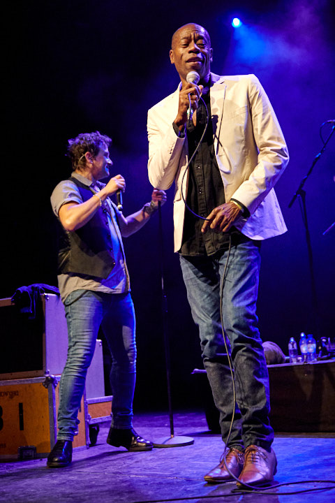 Mike + The Mechanics @ Het Depot, picture 6, photographed by Jan van Hecke - FrontView Magazine