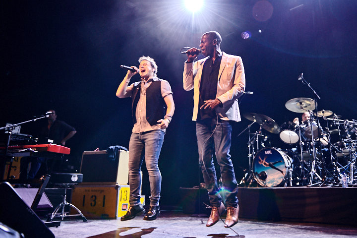 Mike + The Mechanics @ Het Depot, picture 7, photographed by Jan van Hecke - FrontView Magazine