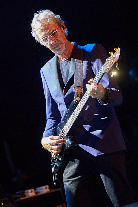 Mike + The Mechanics @ Het Depot, picture 27, photographed by Jan van Hecke - FrontView Magazine
