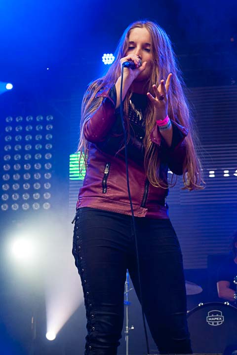 At First @ Breda Barst, picture 9, photographed by Gert Daemen - FrontView Magazine