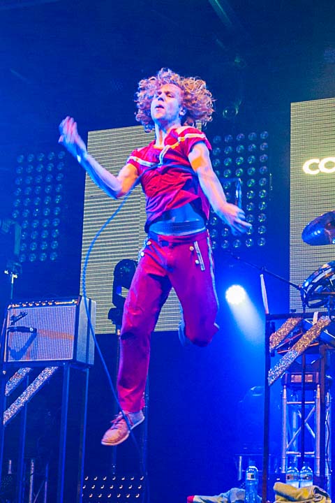 compact disk dummies @ Breda Barst, picture 13, photographed by Gert Daemen - FrontView Magazine