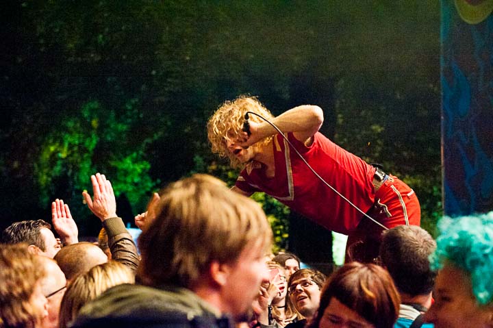 compact disk dummies @ Breda Barst, picture 19, photographed by Gert Daemen - FrontView Magazine