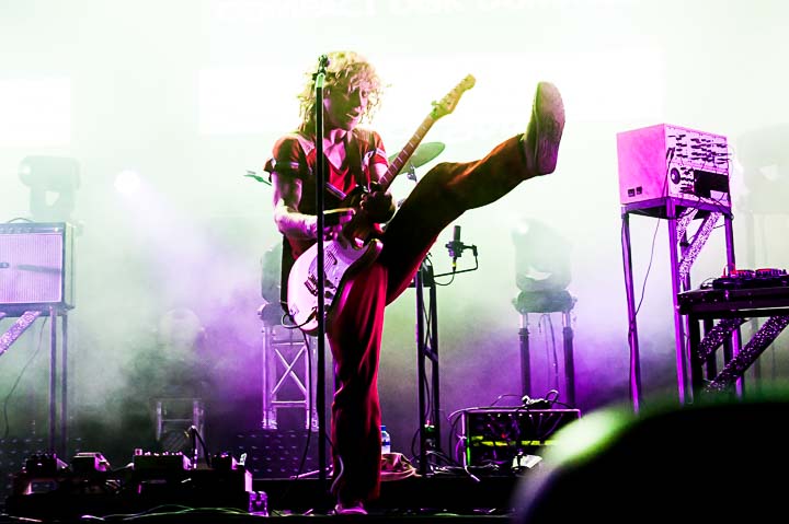 compact disk dummies @ Breda Barst, picture 24, photographed by Gert Daemen - FrontView Magazine