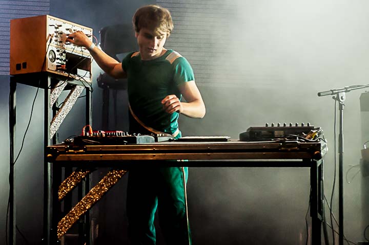 compact disk dummies @ Breda Barst, picture 26, photographed by Gert Daemen - FrontView Magazine