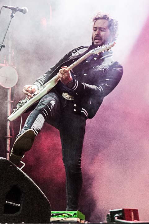 the sore losers @ Breda Barst, picture 11, photographed by Gert Daemen - FrontView Magazine