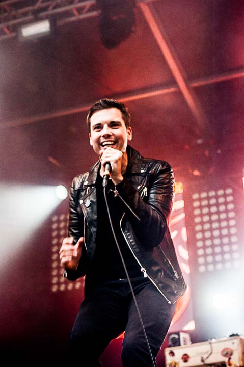 the sore losers @ Breda Barst, picture 14, photographed by Gert Daemen - FrontView Magazine