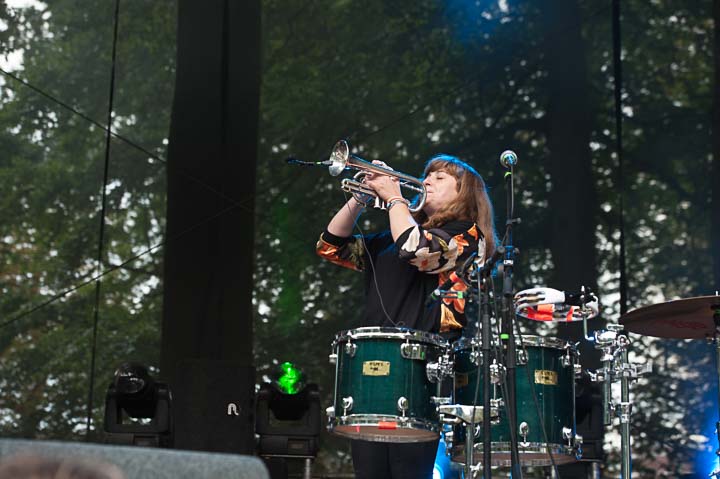 Wallis Bird @ Breda Barst, picture 16, photographed by Gert Daemen - FrontView Magazine