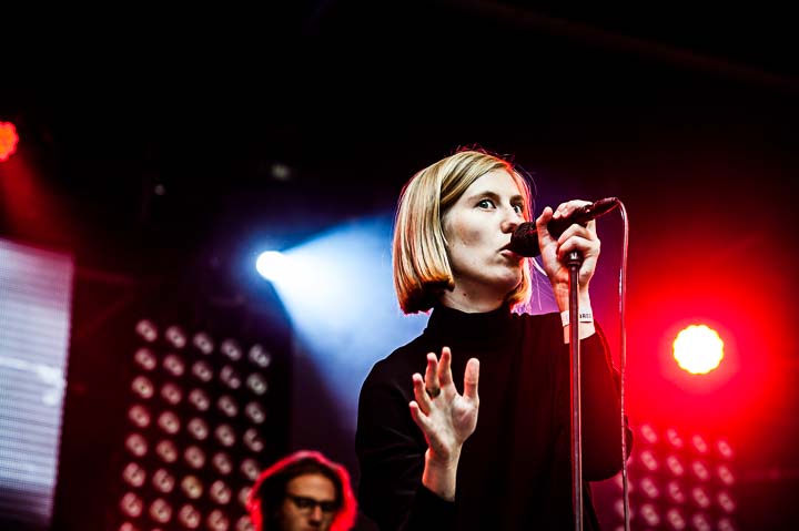 Whispering Sons @ Breda Barst, picture 1, photographed by Gert Daemen - FrontView Magazine