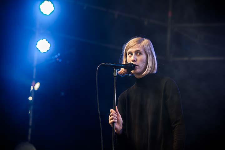 Whispering Sons @ Breda Barst, picture 8, photographed by Gert Daemen - FrontView Magazine