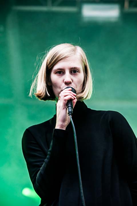 Whispering Sons @ Breda Barst, picture 19, photographed by Gert Daemen - FrontView Magazine