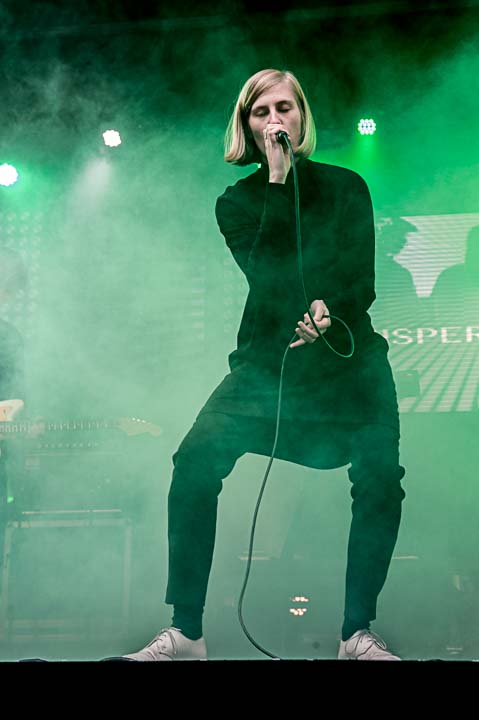 Whispering Sons @ Breda Barst, picture 23, photographed by Gert Daemen - FrontView Magazine